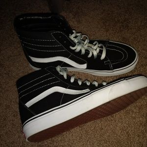 Vans BLK/white suede hi tops